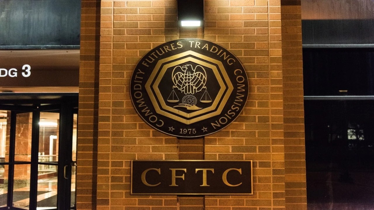 BTC Piyasası: CFTC bir çifti kripto dolandırıcılığıyla suçladı 1