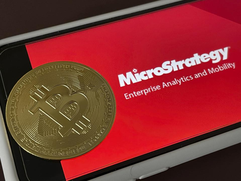 MicroStrategy'nin Ocak 2025 Kara Dönemi ve Bitcoin Stratejisi