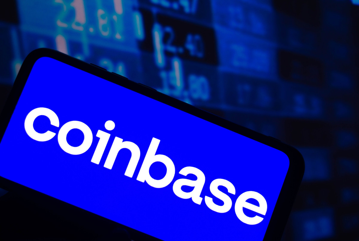 Tron Mucidi Justin Sun, Coinbase'in Listeleme Standartlarını Sorguladı